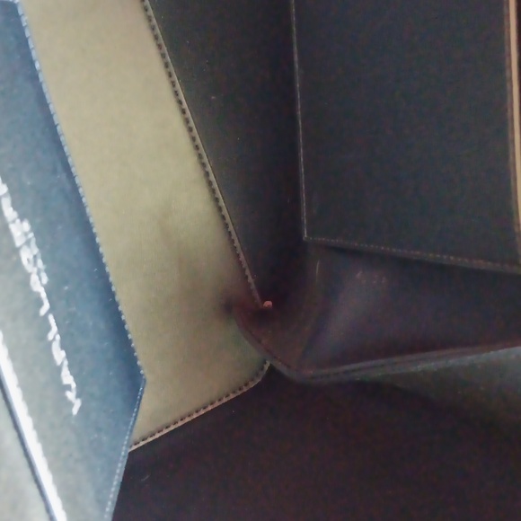 Karl Lagerfeld Black Tote with Keychain - Picture 7 of 7